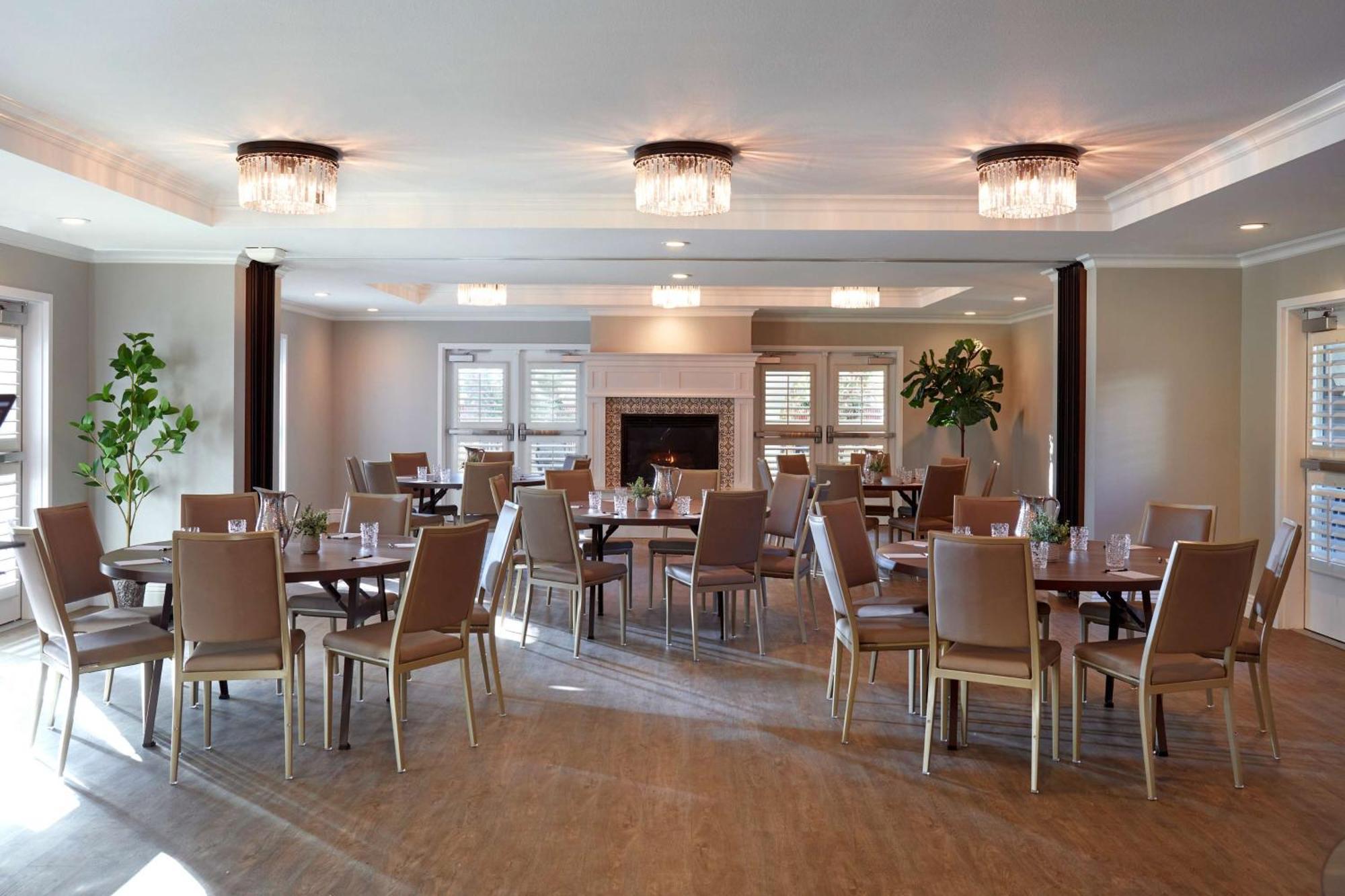 The Lodge At Healdsburg, Tapestry Collection By Hilton 外观 照片